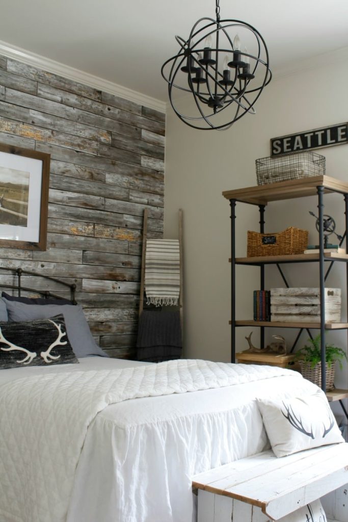 simple charming farmhouse bedroom